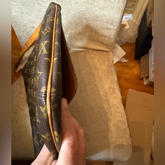 Louis Vuitton Musette Salsa Bag - EUC!!! - Picture 11 of 14